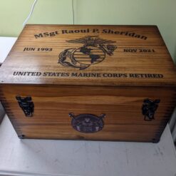 SMALL TRUNK SHADOWBOX