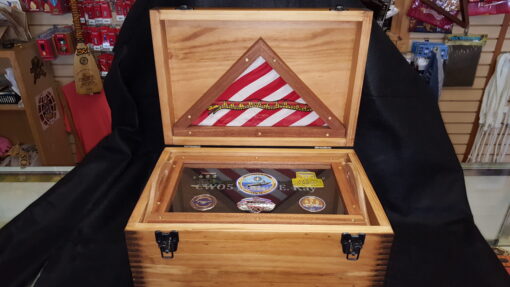 SMALL TRUNK SHADOWBOX - Image 9