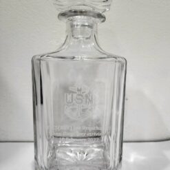 CUSTOMISABLE DECANTER